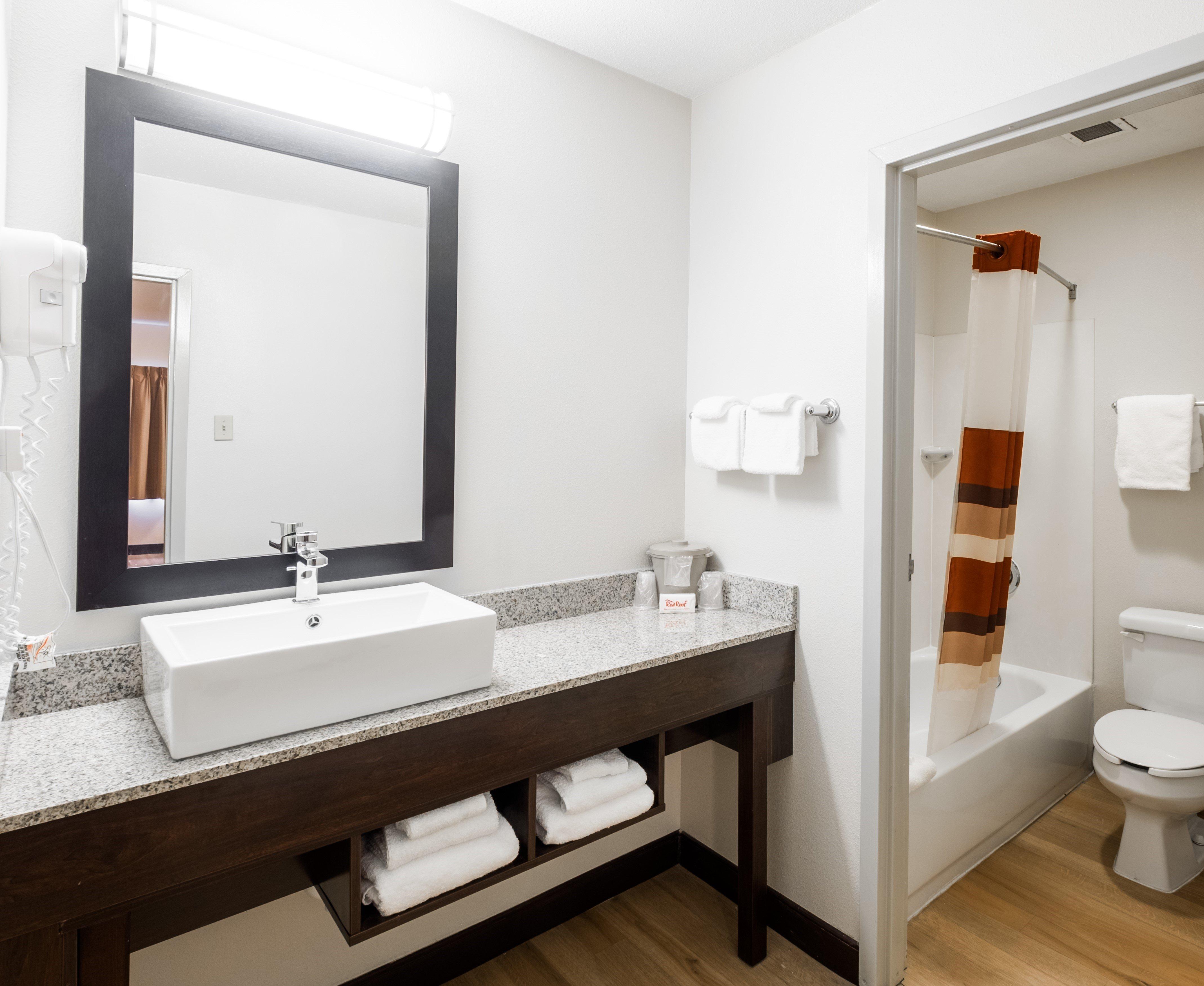 Red Roof Plus+ - Amherst 3* South Deerfield