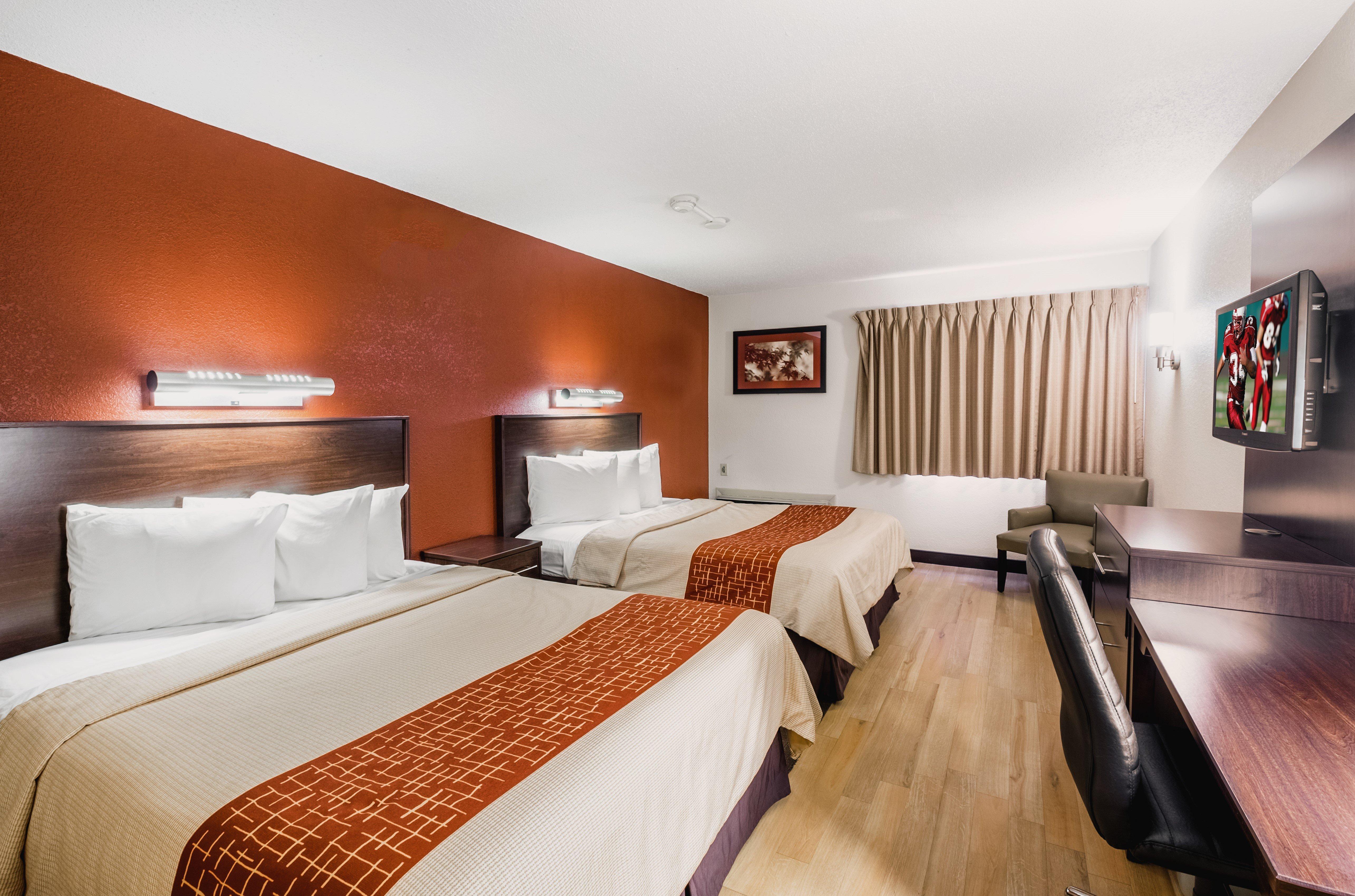 Hotel Red Roof Plus+ - Amherst 3*