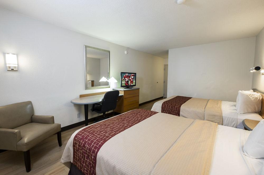 Red Roof Plus+ - Amherst 3* South Deerfield