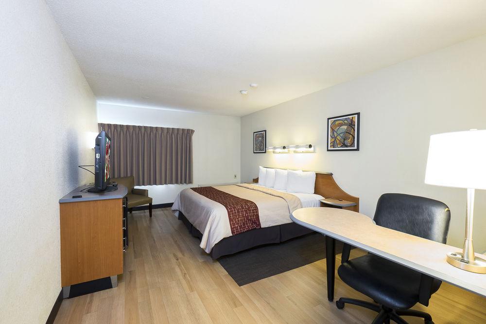 Red Roof Plus+ - Amherst 3* South Deerfield