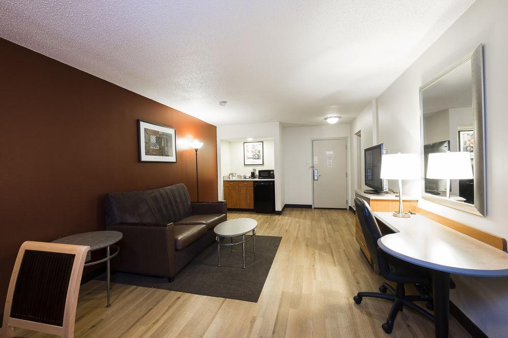 Red Roof Plus+ - Amherst 3* South Deerfield